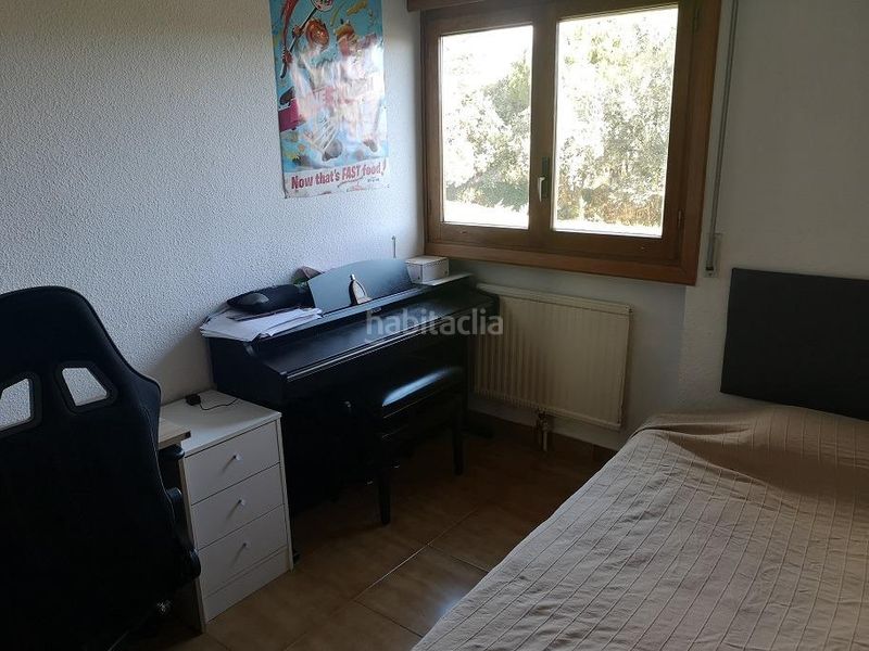 Foto a8933577-8f25-4a40-b827-69ea1ab7bdf9. Casa adossada amb calefacció aparcament piscina a Galapagar