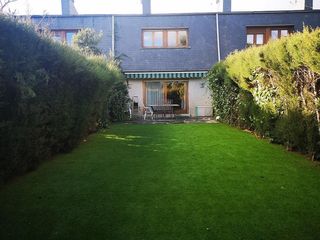 Reihenhaus in La Navata. Chalet adosado único en la navata urbanización de 7 chalet