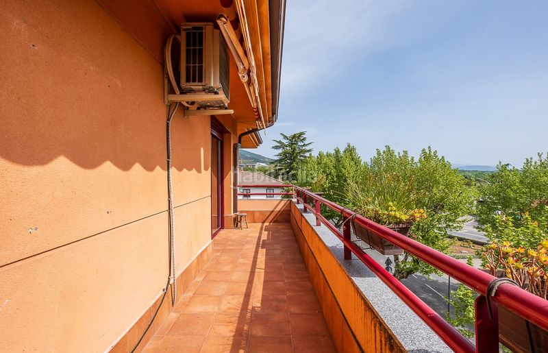 Foto 15e0c0e8-8406-4896-b3ac-b0ab54c484b9. Duplex avec chauffage parking piscine dans Centro-Manguilla Escorial (El)