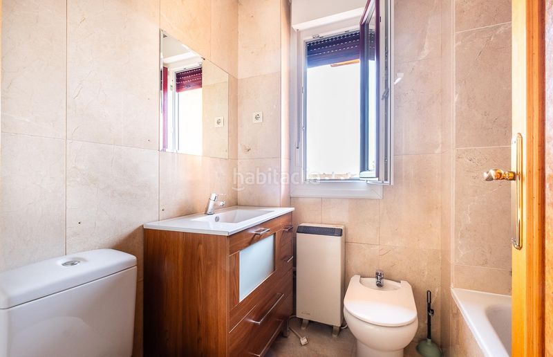 Foto 6db11b72-c5c0-4de1-a6d4-ef02e4eec2b0. Duplex avec chauffage parking piscine dans Centro-Manguilla Escorial (El)