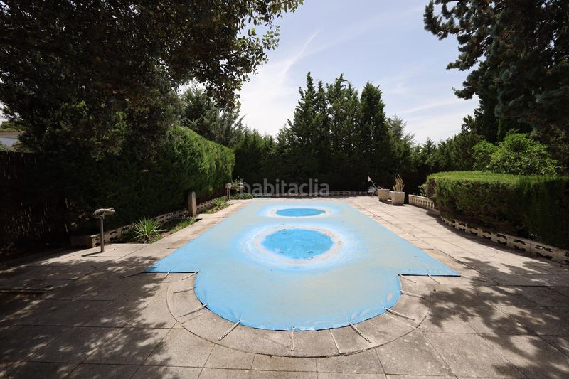 Foto 7658e586-c332-4374-815f-790a73450255. Xalet amb calefacció aparcament piscina a Navalquejigo-Los Arroyos Escorial (El)