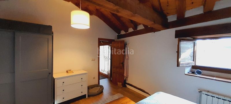Foto b40b010a-0b43-4b10-ab1b-45065e75da66. Masia amb calefacció a Turégano