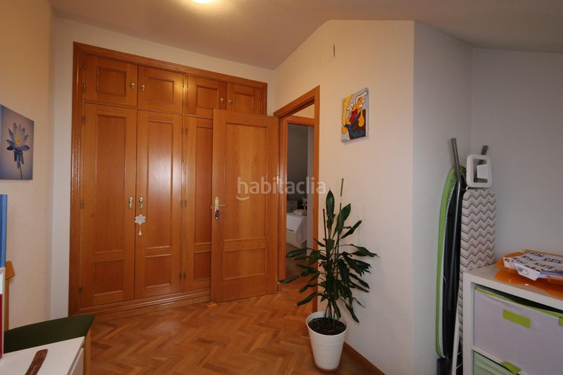 Foto 1999f7e0-7350-4c1b-b5b6-720e4f08efd8. Flat with heating in Centro-Manguilla Escorial (El)