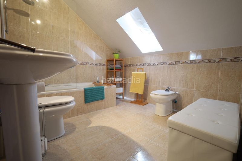 Foto f3ad3590-e4fd-42c6-9577-263a2b1c77a0. Flat with heating in Centro-Manguilla Escorial (El)