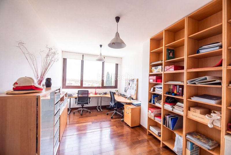 Foto 16ca6112-ea0f-49fa-b12e-fd0c7ea9d8cb. Chalet precioso y cómodo chalet moderno con vistas espectaculares al skyline de madrid en Torrelodones