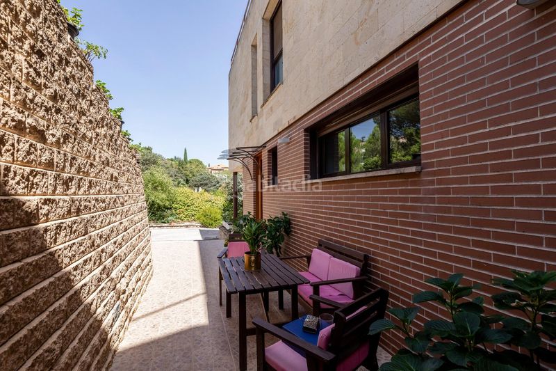 Foto 3647380b-c157-465d-9bd5-e15b9c8b408a. Chalet precioso y cómodo chalet moderno con vistas espectaculares al skyline de madrid en Torrelodones