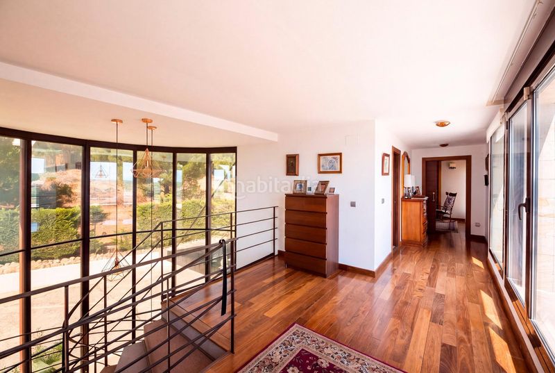 Foto 9fe0e7c9-2162-4344-9e3e-5fa8face0d10. Chalet precioso y cómodo chalet moderno con vistas espectaculares al skyline de madrid en Torrelodones