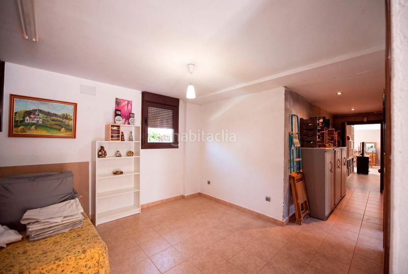 Foto a8644cb1-d9e6-4a85-90a0-faf953dfaf7c. Chalet precioso y cómodo chalet moderno con vistas espectaculares al skyline de madrid en Torrelodones