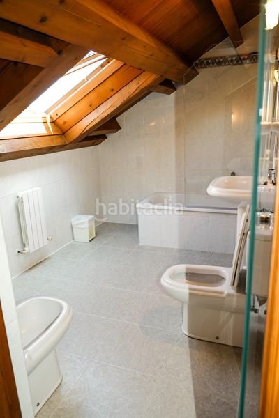 Foto 8760bba1-62e9-4397-a513-c64459d37e09. Casa amb calefacció aparcament a Ribadesella