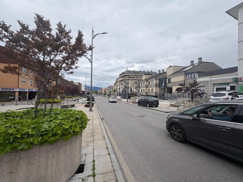 Foto 472a1884-94cc-48ab-940a-3d82548035f1. Local comercial  en una planta con escaparate en Collado Villalba