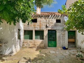 Casa in Collado Mediano. Casa de piedra
