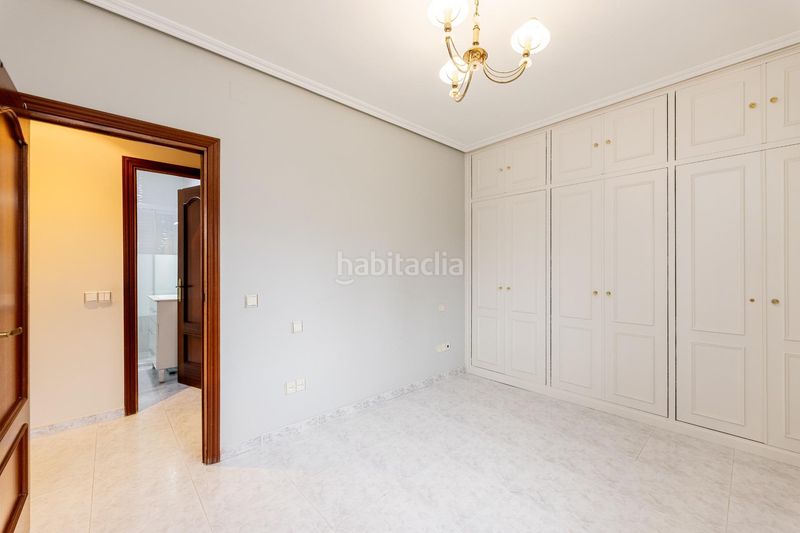 Foto 55896bbf-46c0-4c8a-afd7-6ddd7b39271d. Pis amb calefacció piscina a Los Negrales Collado Villalba