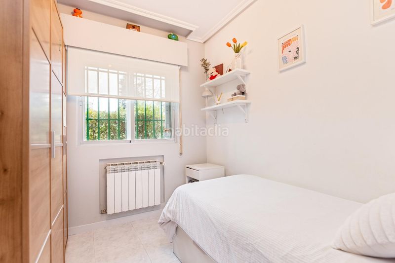 Foto 79c5ed13-311a-4ab3-9b3a-b8b1bb07eac2. Pis amb calefacció piscina a Los Negrales Collado Villalba