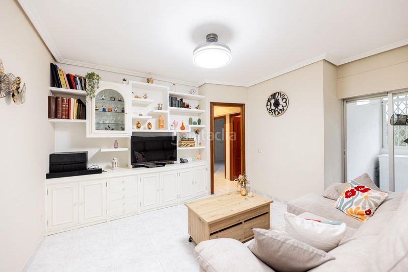 Foto e0d9336a-de45-4a6f-90ff-4806bbdd898a. Pis amb calefacció piscina a Los Negrales Collado Villalba