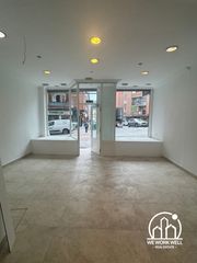 Lloguer Local Comercial  Axular kalea. Local reformado listo para entrar