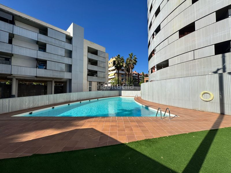 Foto d6ff66a2-4940-4c30-be88-6f72430c197e. Pis amb calefacció aparcament piscina a Centre Sabadell
