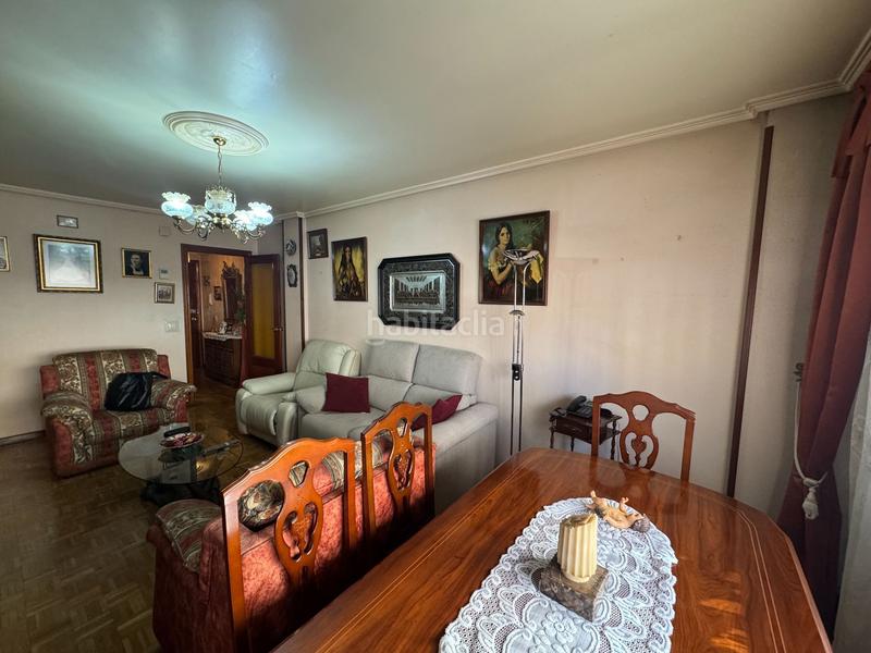 Foto f064abf9-d601-4776-a9f8-085e48d514ba. Etagenwohnung mit heizung in Pajarillos Bajos Valladolid