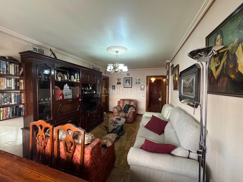 Foto f311e668-1f8c-464a-9064-f5314d20548f. Etagenwohnung mit heizung in Pajarillos Bajos Valladolid