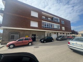 Etagenwohnung  Calle valcorba. Piso en venta reformado montemayor de pililla