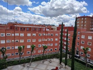 Pis  Paseo san vicente. Piso en venta en paseo san vicente