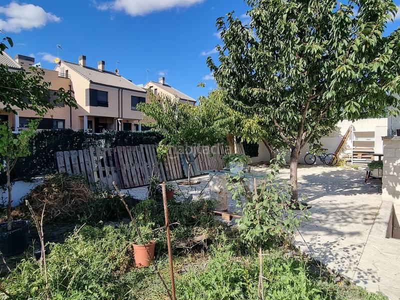 Foto 2500440e-f599-40fc-b202-41fa20fd80c1. Casa a schiera con riscaldamento parcheggio in Laguna de Duero