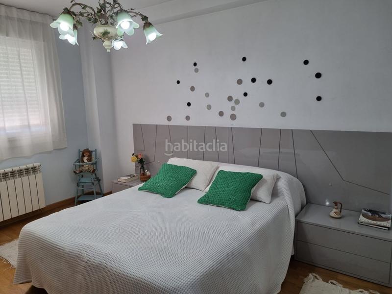 Foto 2c7055d2-c77e-4694-b184-354201ba0060. Casa a schiera con riscaldamento parcheggio in Laguna de Duero