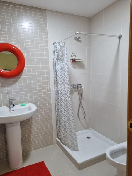 Foto 71794ba6-6dcb-46d0-9de0-40da257d16f2. Casa a schiera con riscaldamento parcheggio in Laguna de Duero