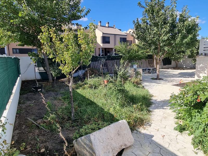 Foto 97a93f22-3679-4fcf-b00f-96ddb9354ec0. Casa a schiera con riscaldamento parcheggio in Laguna de Duero