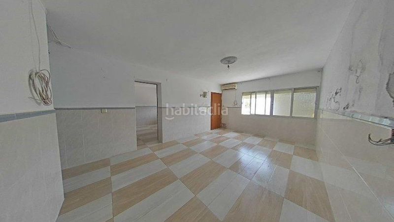Foto 04ee0906-5024-4d5a-9316-d523a8445edd. Casa chalet en venta en Miajadas