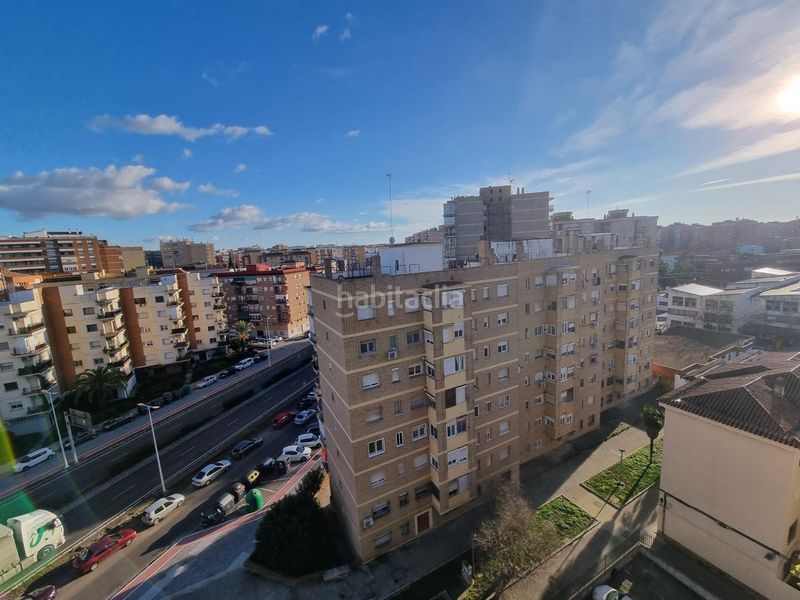 Foto 699c2fe4-b2b1-4932-a7b2-5d093cdf315d. Pis amb aparcament a Santa Marina Badajoz