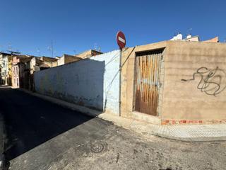 Terreno residenziale in Calle Concepción Arenal 18