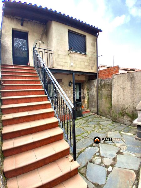 Foto 740edcad-e34d-4da4-bf60-7c9205473490. Casa adossada amb calefacció aparcament a Gata