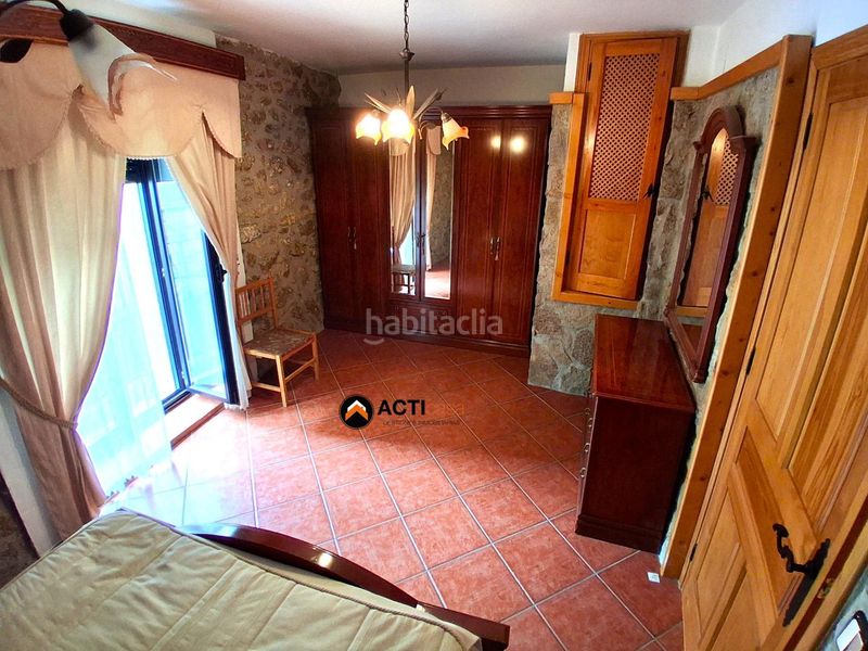Foto efefe6fe-640c-49c7-bf4b-4491237378a7. Casa adossada amb calefacció aparcament a Gata