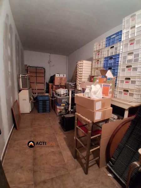 Foto 57e07cc0-20fb-4d5d-9ae7-8404e0a2231e. Aparcament cotxe a Casco Antiguo Cáceres