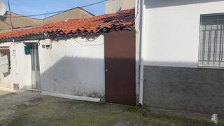 Casa in Zorita. Venta de casa en zorita