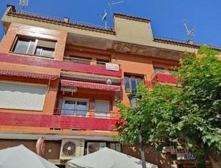 Etagenwohnung in Cañamero. Piso en cañamero