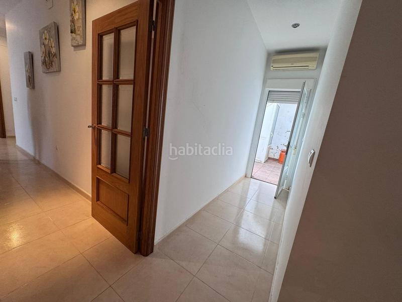 Foto 93a136ff-e181-4952-99bd-7e764818cee3. Casa amb aparcament a Carretera de Sevilla - Los Montitos Badajoz