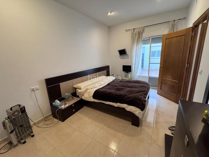 Foto 9c6987c8-71ed-477e-97b0-f13d3bc2d110. Casa amb aparcament a Carretera de Sevilla - Los Montitos Badajoz