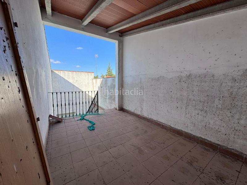 Foto a839fd54-4bcd-4fd8-8600-7c6a1fbba73a. Casa amb aparcament a Carretera de Sevilla - Los Montitos Badajoz