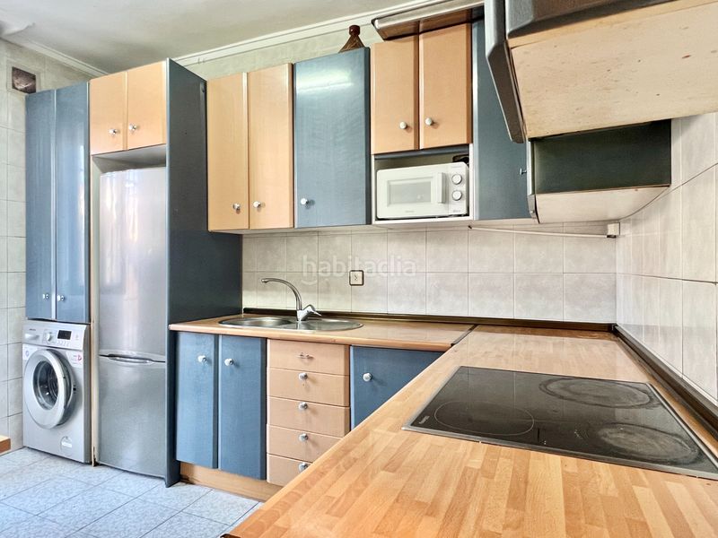 Foto affbcc7a-06c2-41f9-9a7c-c142075abd71. Pis amb calefacció a Adurtza Vitoria - Gasteiz