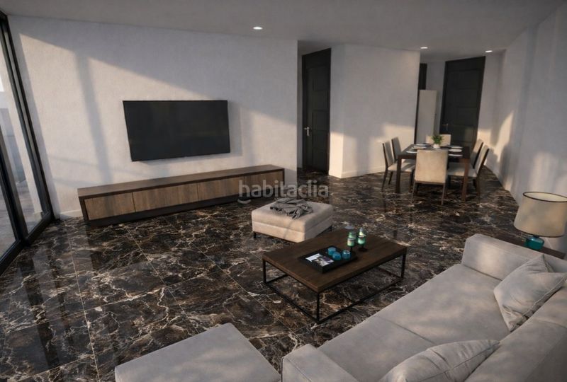 Foto 0b1df209-1404-45b3-a2d5-cd84c294fbb0. Pis amb piscina a Playa Levante Benidorm