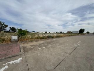 Area edificabile industriale in Yunquera de Henares. Terrenos en venta en yunquera de henares