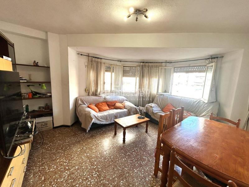 Foto d7ed2ab8-adb1-48a3-816e-fc14c676c73a. Piso  en venta en Carolinas Altas Alicante