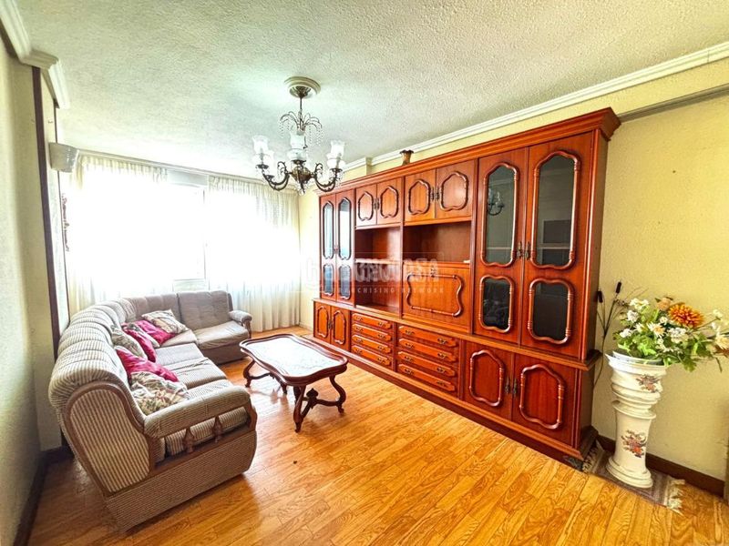 Foto 65f1850b-a5e0-4f52-a7f7-e16b4e16c0b5. Piso  en venta en Muriedas Camargo