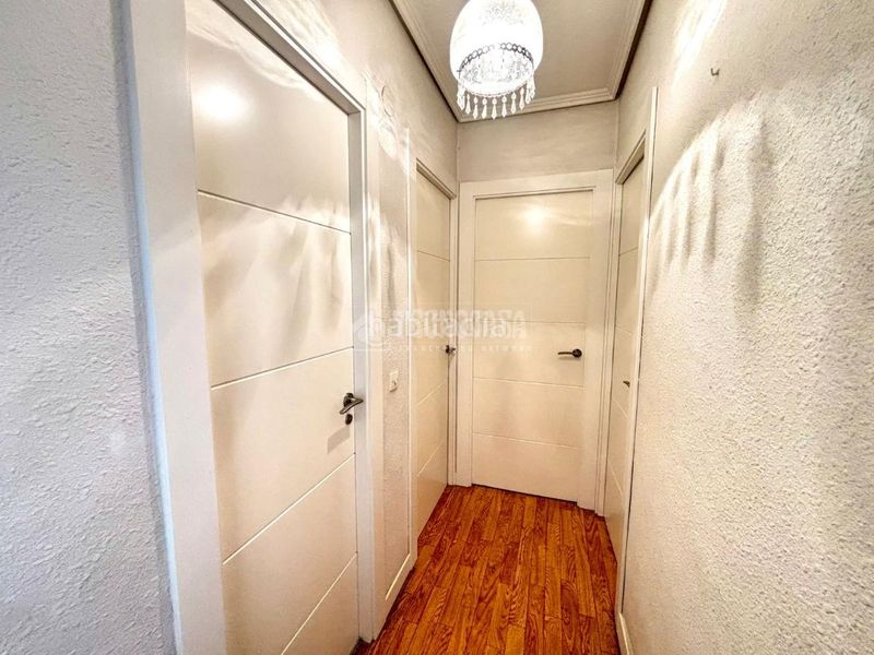 Foto 70482cf6-0664-457a-b01a-68a42c99f60b. Piso  en venta en Muriedas Camargo