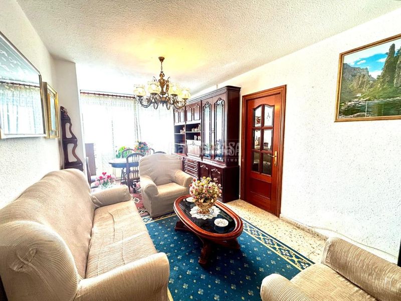 Foto a25b2e7c-177d-4e37-91ea-7d13260db850. Piso  en venta en Muriedas Camargo