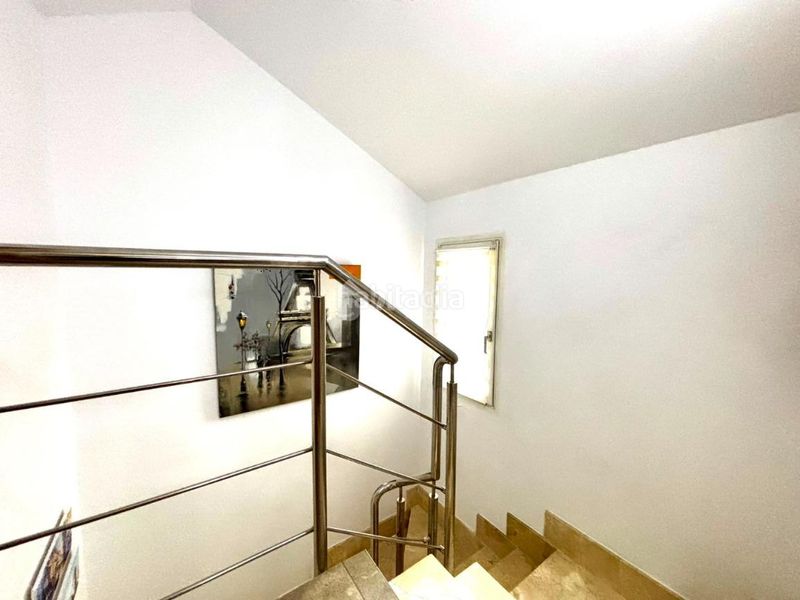 Foto ab5ee944-660a-497b-8a52-68b94e9c0933. Casa aparellada a Muriedas Camargo