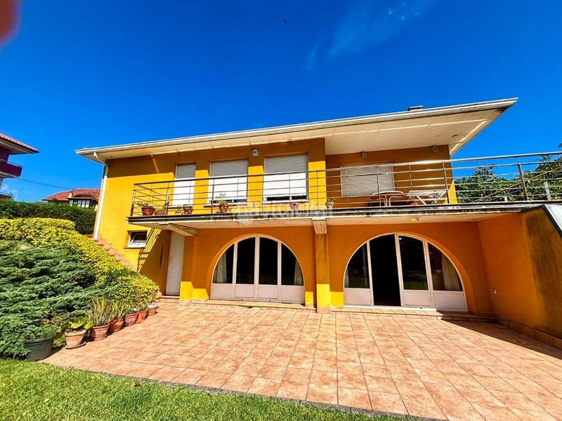 Foto f720967f-2efe-4cae-9bc7-3d08c8ccd5b2. Casa amb calefacció a Muriedas Camargo