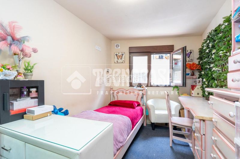 Foto ab39a179-d7c9-4371-acbb-149328c70db9. Casa amb calefacció a Centro Colmenar Viejo