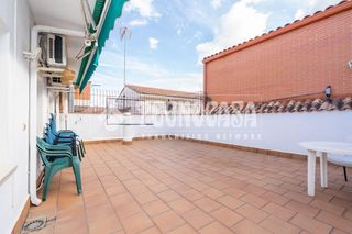 Casa bifamiliare in El Cerrillo. Casa en venta en colmenar viejo